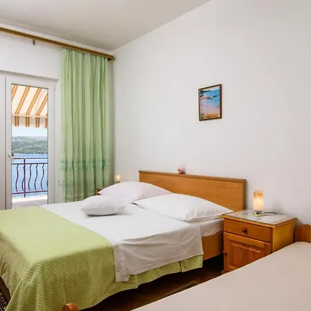 Apartment Vv
